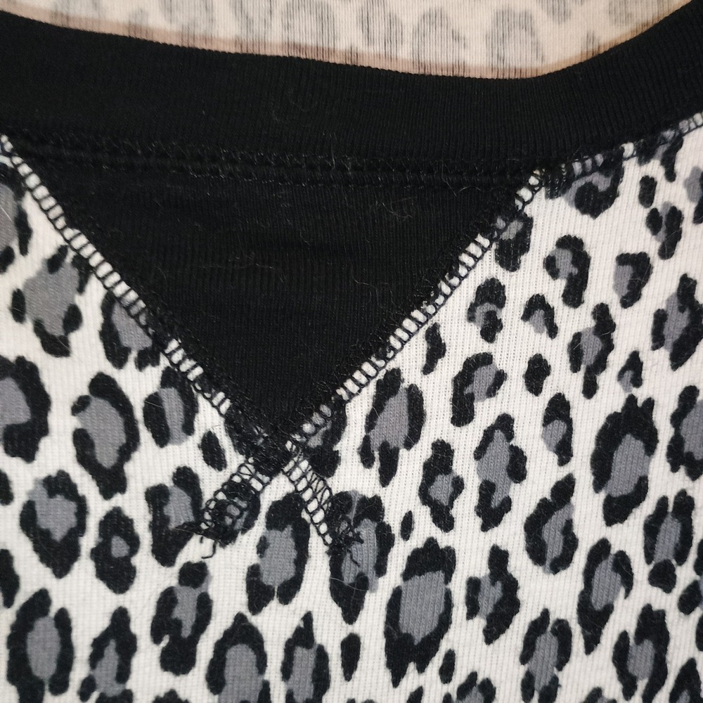JNY Jones New York Sport Leopard Print Long Sleeve Top - Sz M - Picture 5 of 11